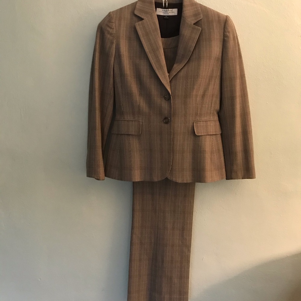 Tahari ASL brown pants suit